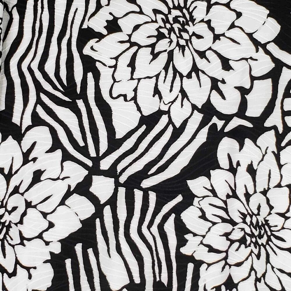 Chicos Travelers Tunic Top Slinky Knit Women’s Size Large or 2 Black Floral - Picture 4 of 10
